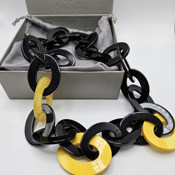 NEW Rara Avis by Iris Apfel Black & Yellow Acrylic Chain Statement Link Necklace - Picture 1 of 6